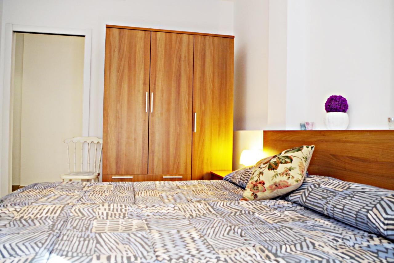Inass Appartement Sitges Buitenkant foto